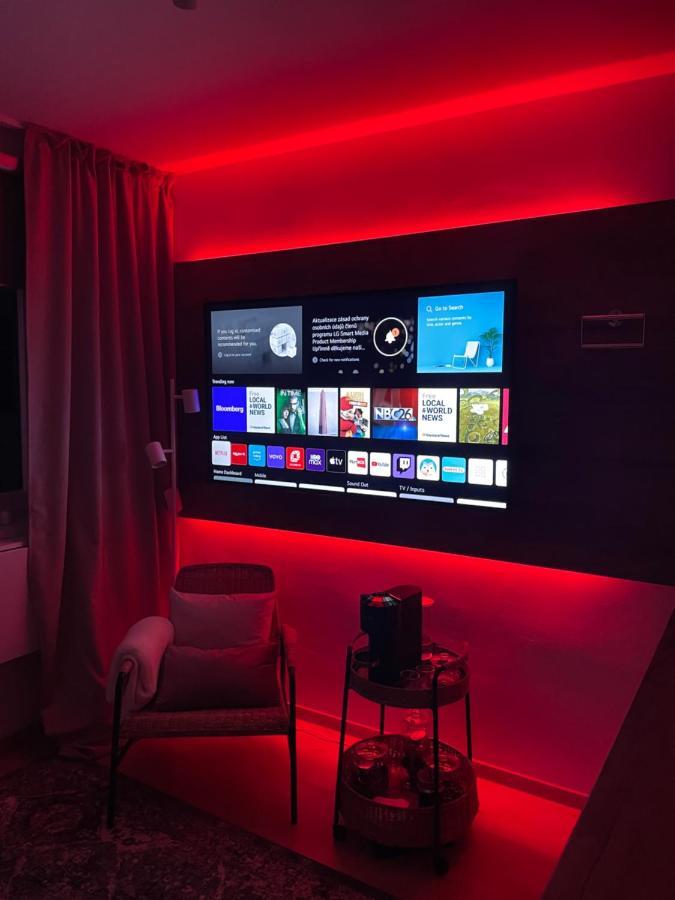 De Luxe Apartment, Wifi, Tv 65" Πράγα Εξωτερικό φωτογραφία